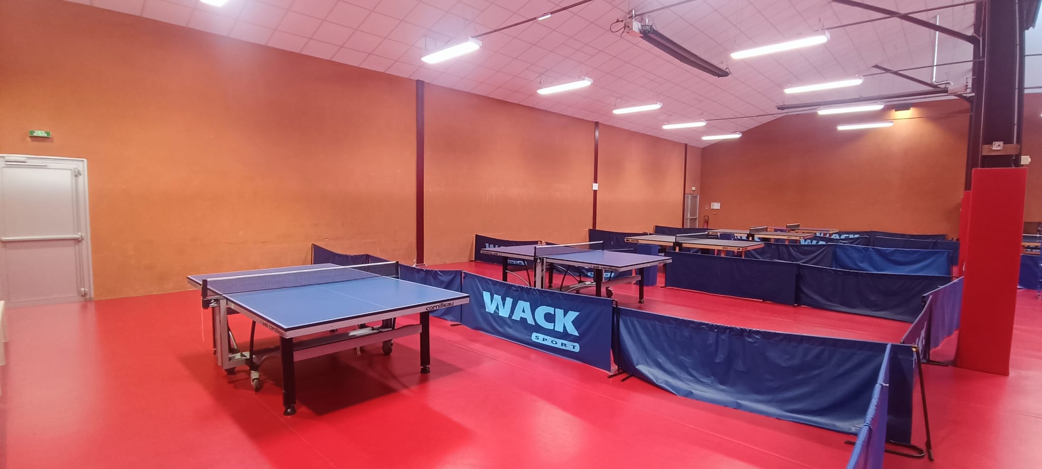 La salle du club